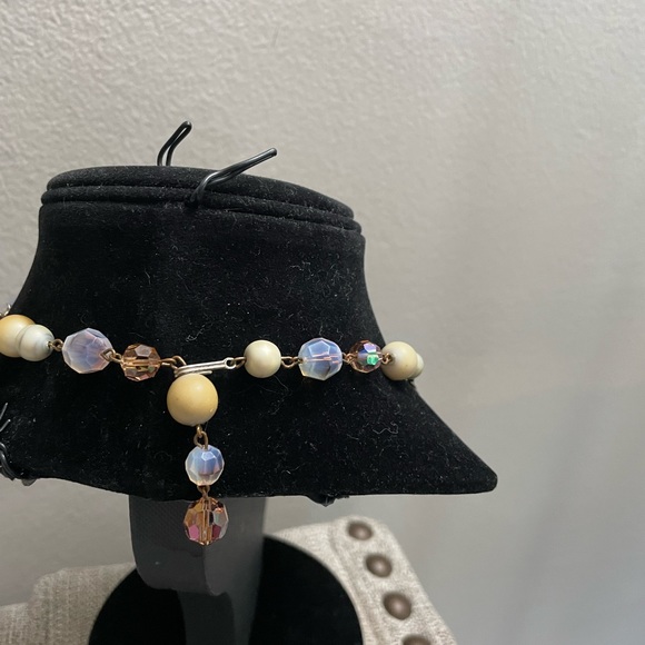 Purple brown cream colored glass beaded necklace - Picture 6 of 6